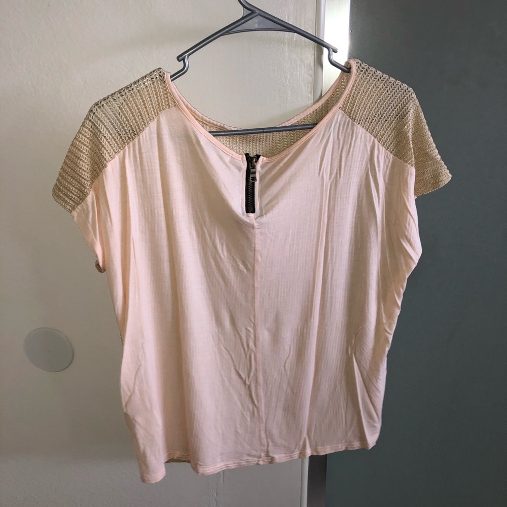 blouse - Picture 3 of 3